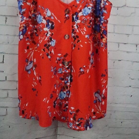 RED WITH BLUE PAINT SPLASH DESIGN BUTTON DOWN TANK TOP SIZE SMALL - Picture 5 of 7